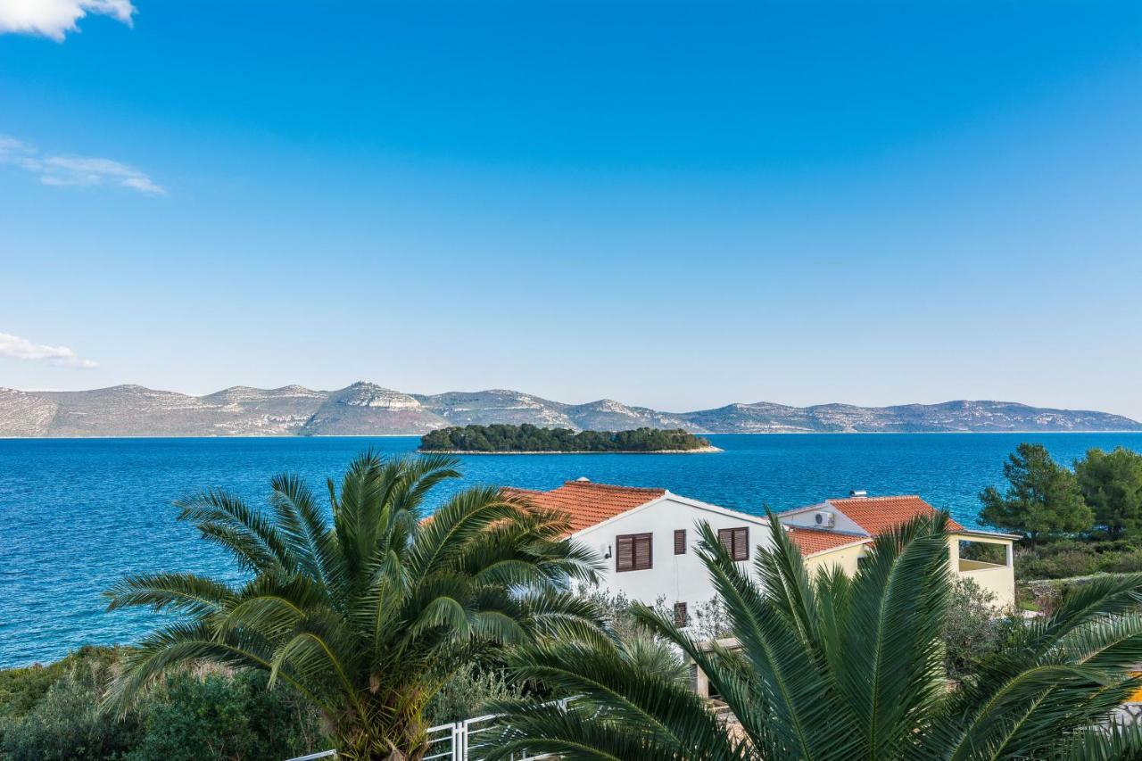 Villa Iz Veli Iz Exterior photo