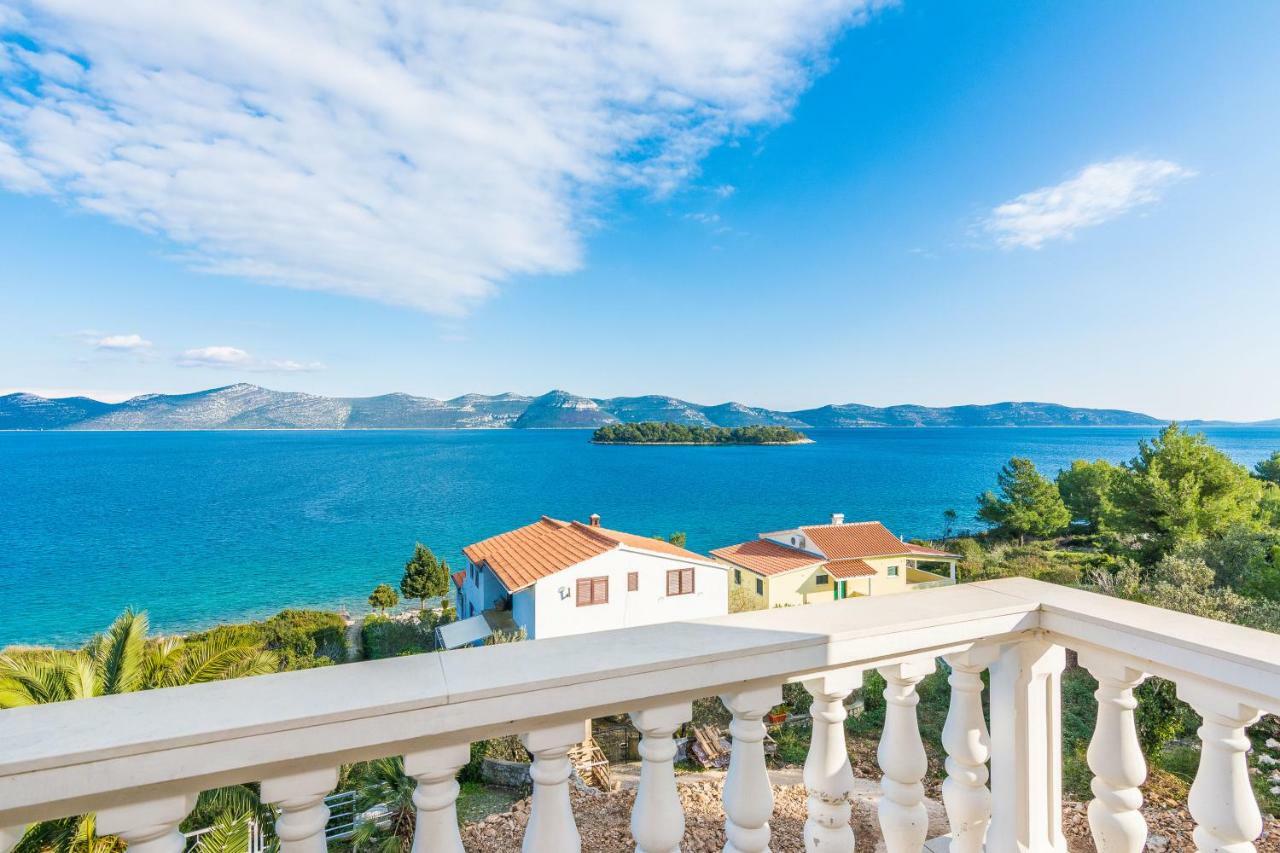 Villa Iz Veli Iz Exterior photo
