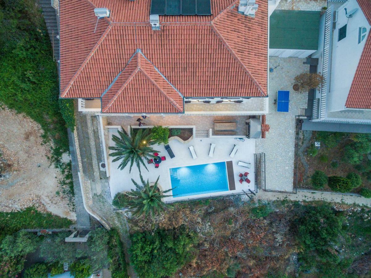 Villa Iz Veli Iz Exterior photo