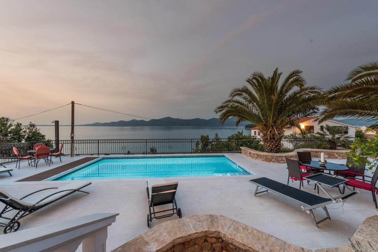 Villa Iz Veli Iz Exterior photo