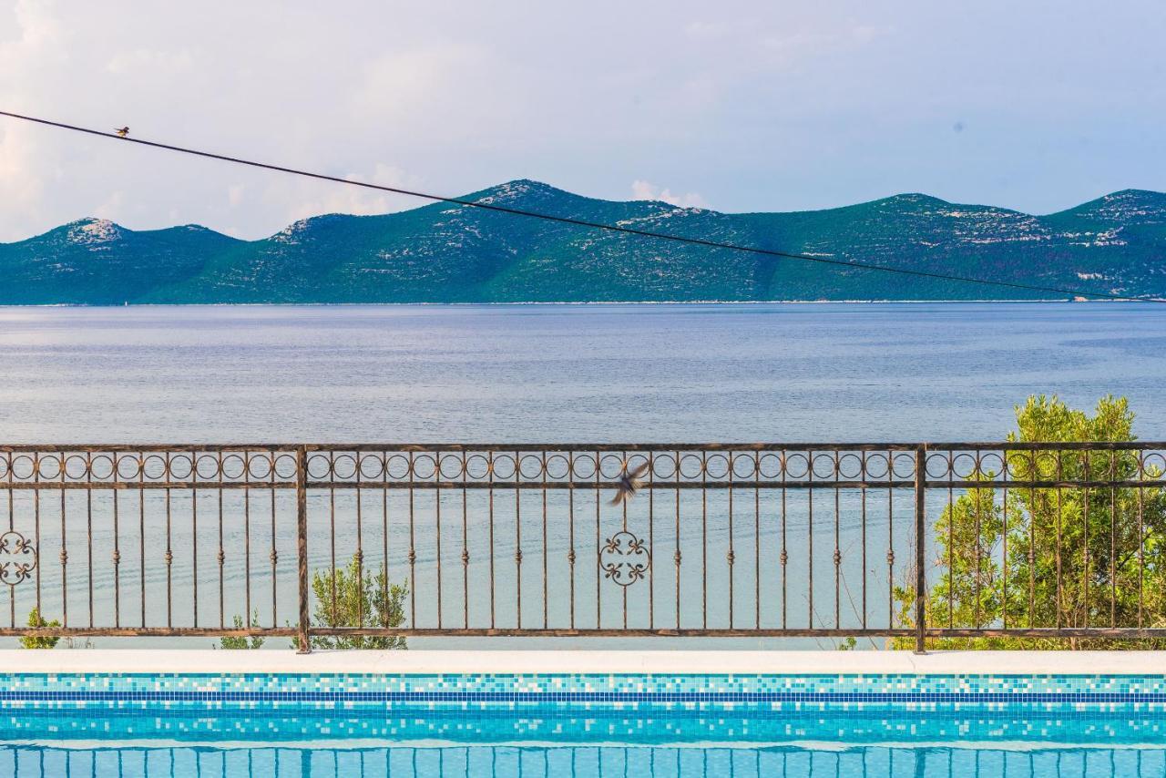 Villa Iz Veli Iz Exterior photo