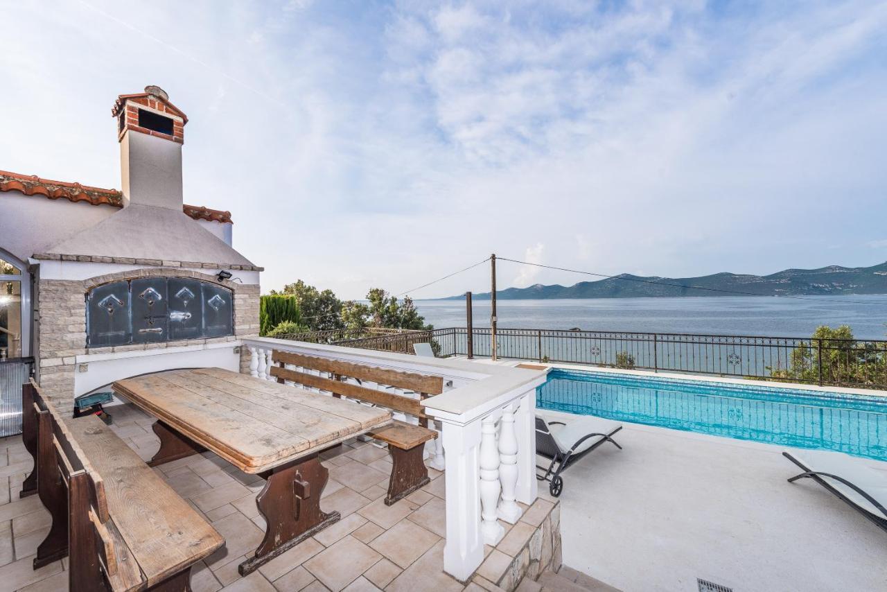 Villa Iz Veli Iz Exterior photo